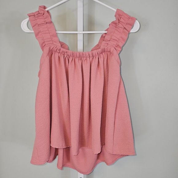 carole christian Tops - Carole Christian Pink Tank Blouse